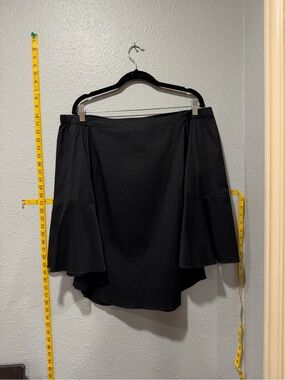 White House Black Market Black Off-the-Shoulder Blouse Size L